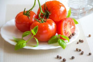 Smaczne pomidory: dla większości trzech dań z pomidorów, które można przygotować w ciągu dziesięciu minut