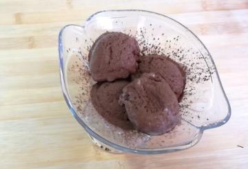 Domowe lody czekoladowe 3 produkty. Gotowane bardzo szybko i łatwo.