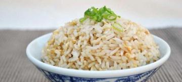 Jak ugotować pyszny kruchy ryż ozdabianie