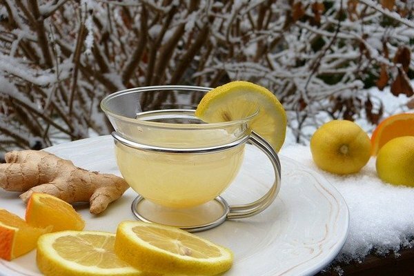 Okazuje się, że herbata imbirowa pomaga nie tylko na przeziębienia, ale także na kaca (fot. Pixabay.com)