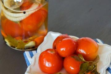 Marynowane pomidory w zimie „Mniam”