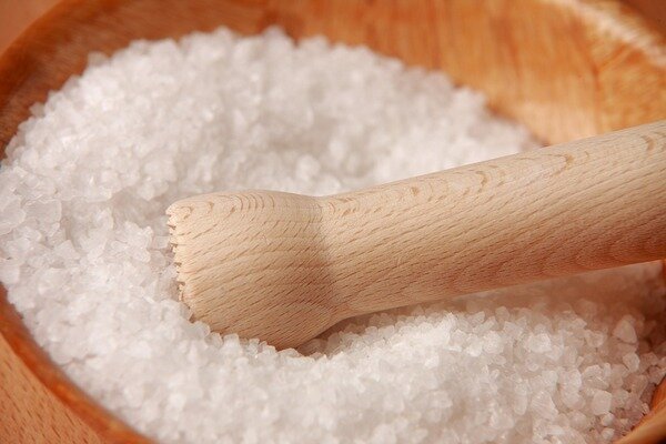 Drobna sól może spowodować eksplozję słoików. (Zdjęcie: Pixabay.com)