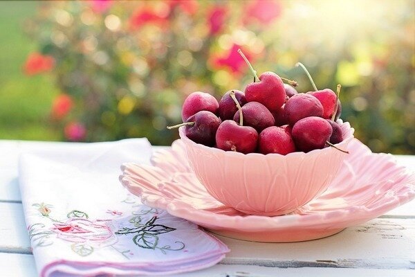 Owoce są dobre dla ciebie, ale najlepiej je stosować jako przekąskę, a nie jako dodatek. (Zdjęcie: Pixabay.com)