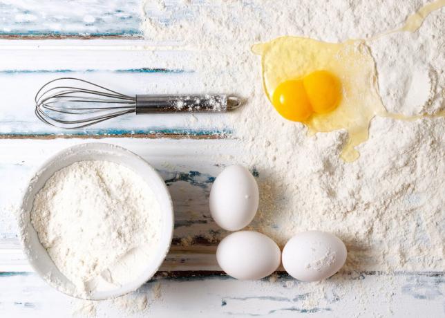 Jak usunąć smak jaj w pieczenia. mówi cukiernik