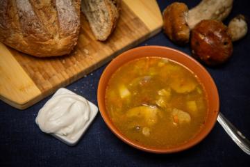 Biały grzyb zupa: mieszany przepis